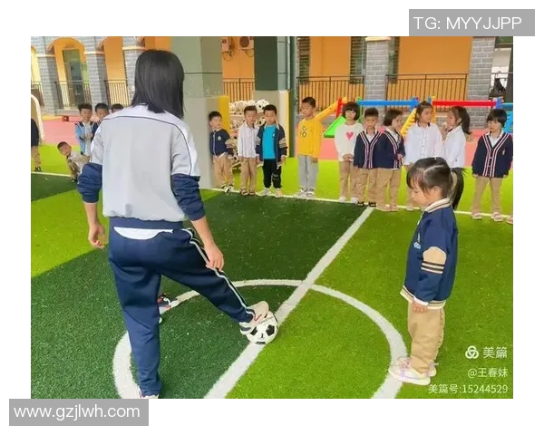 中班幼儿足球活动教案探索与实践促进身体协调能力与团队合作精神发展